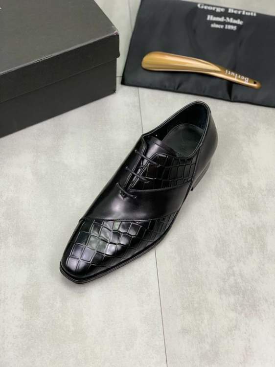 Picture of Louis Vuitton Shoes _SKULVsz38-44069413785